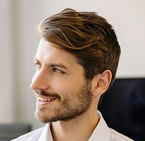 Michael Brennan, CTO en una empresa de tecnología fintech y cripto, retrato.